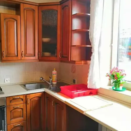 Avethna Warsaw Airport Hostel *